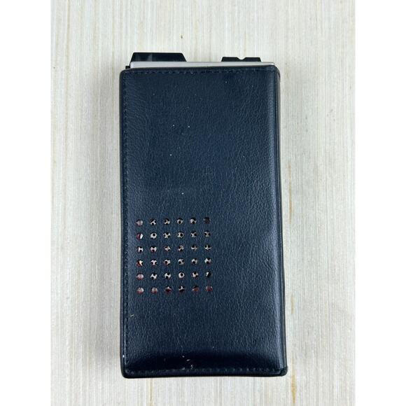 SONY Microcassette Corder M-100 - Picture 13 of 14